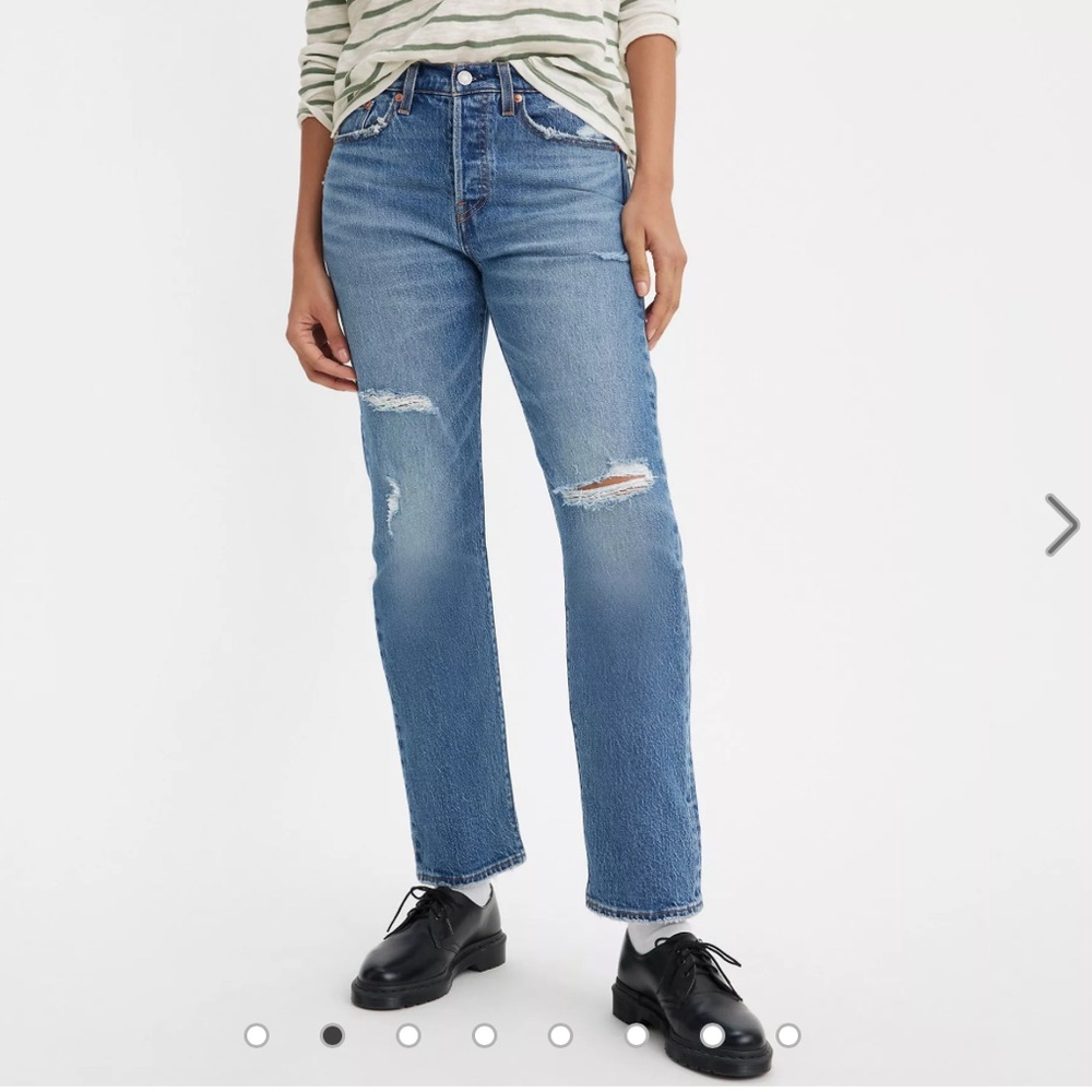 Levi’s Wedgie straight leg size 26